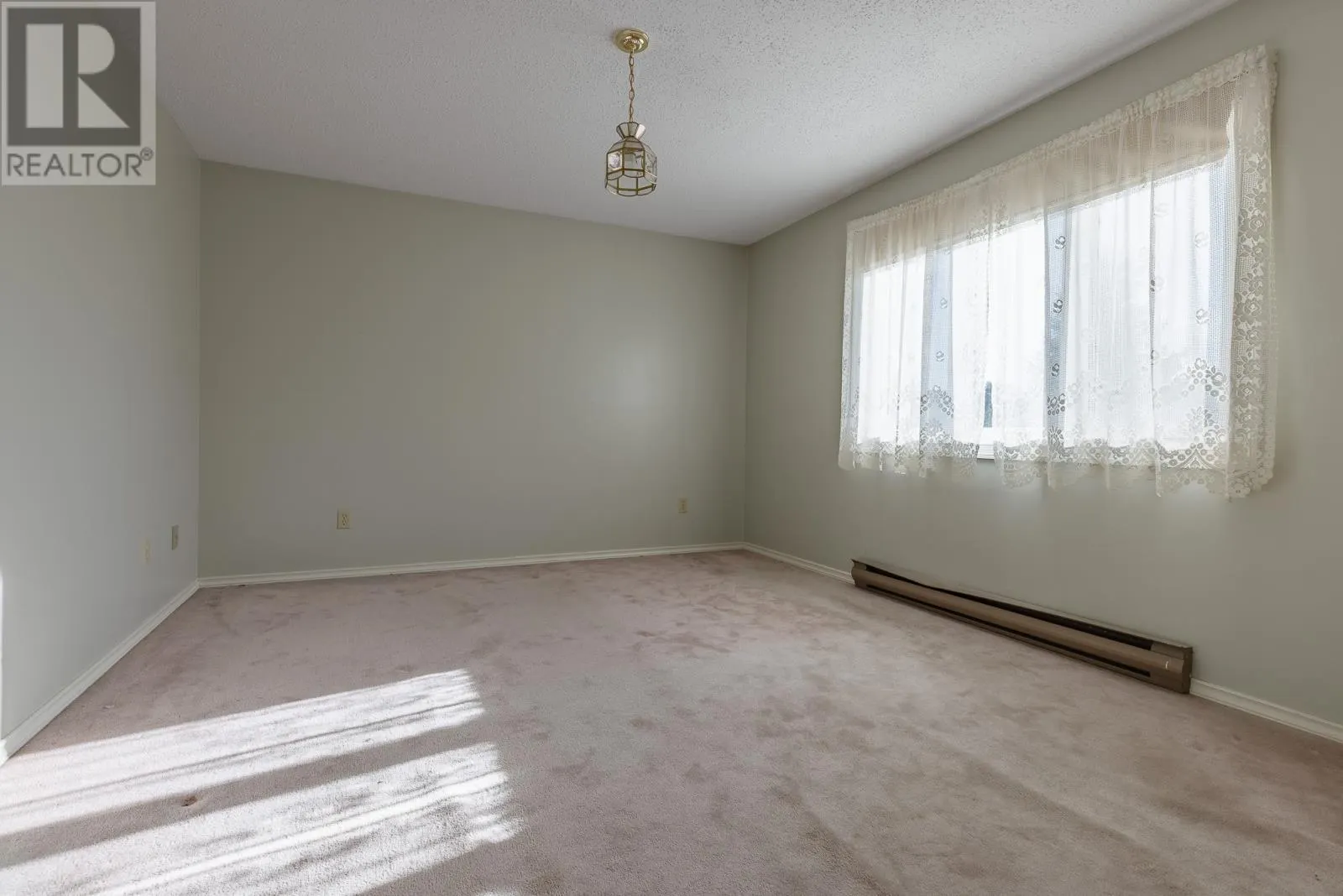 6 MacGregor Place