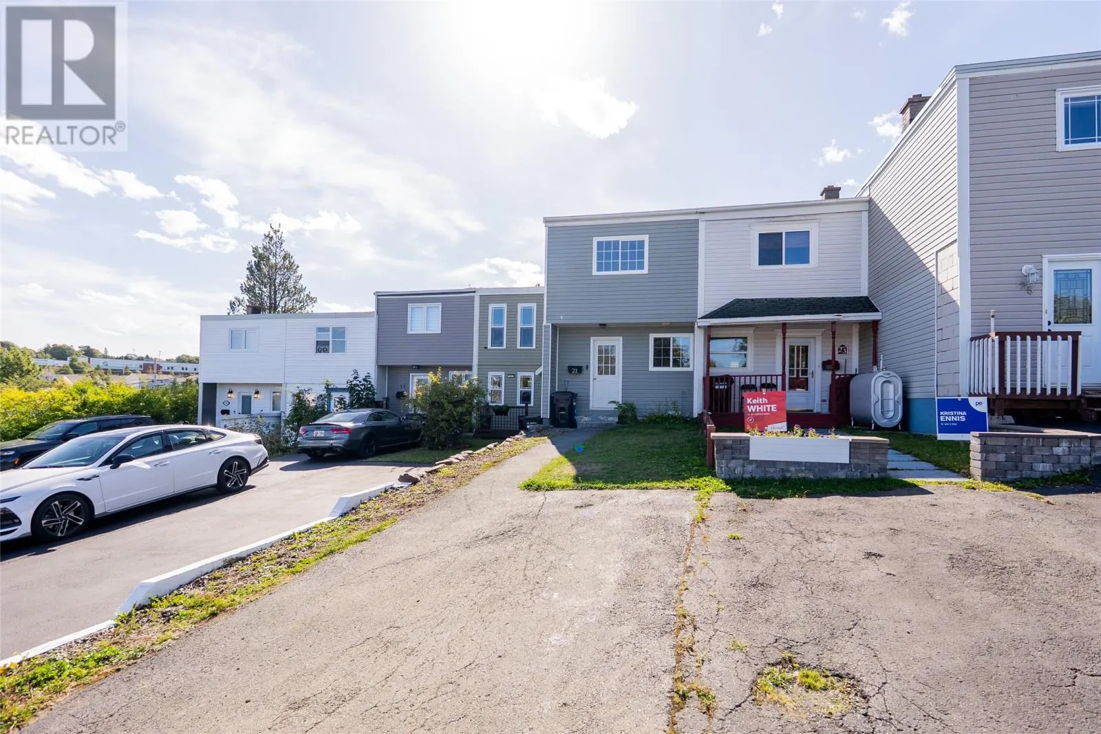 21 Devine Place
