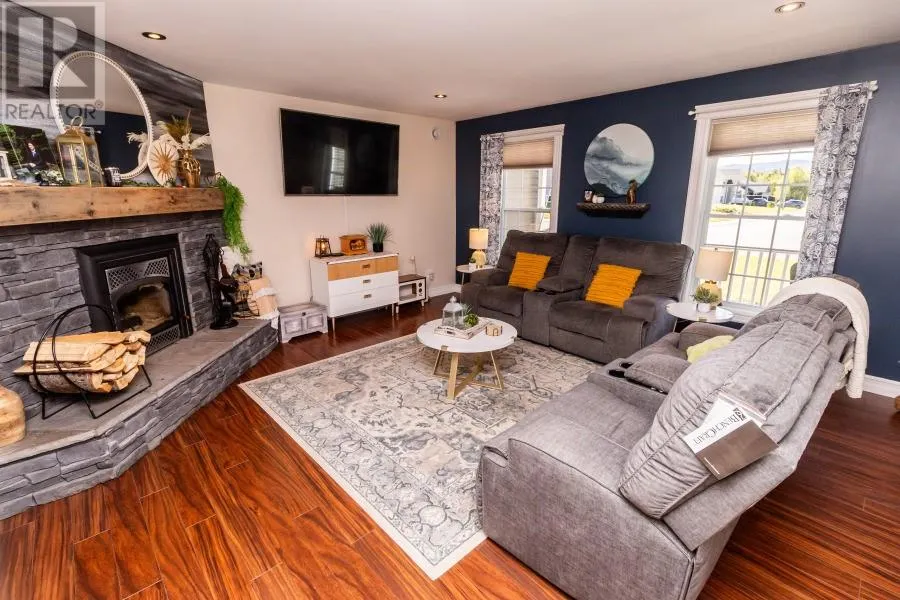 27 Wagg Place