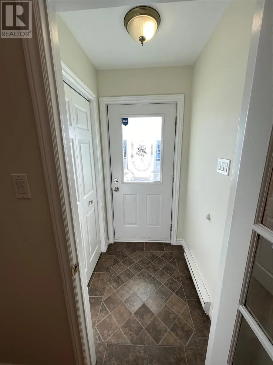 6 Tennyson Place