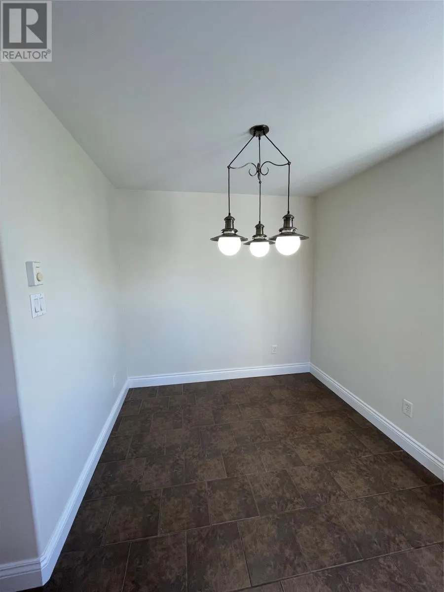 6 Tennyson Place