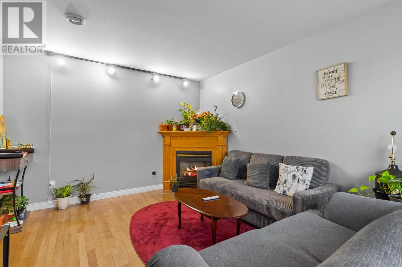 13 Beauford Place