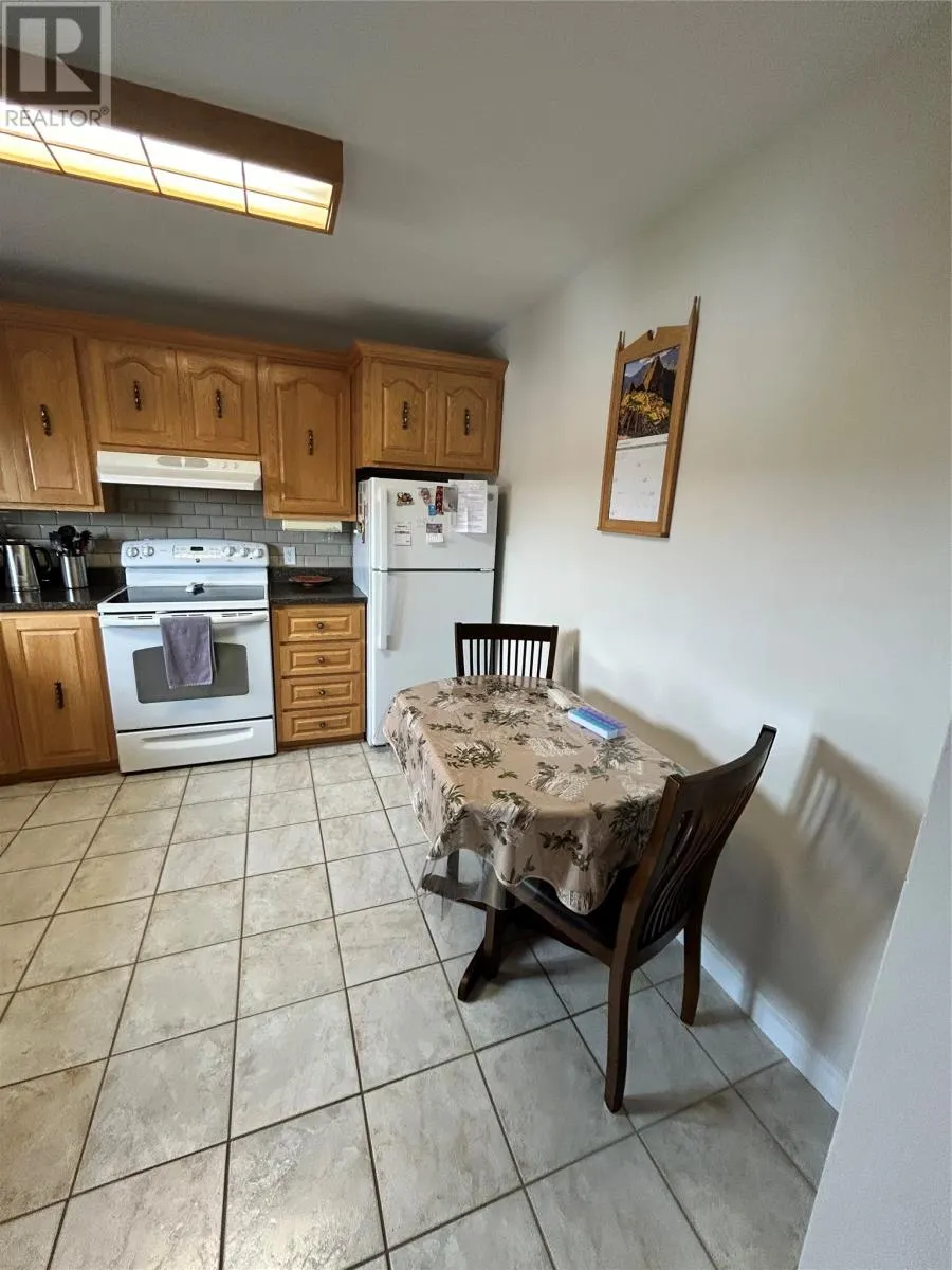 11 Carson Crescent