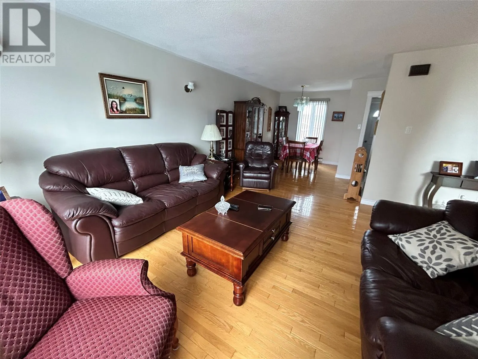 11 Carson Crescent