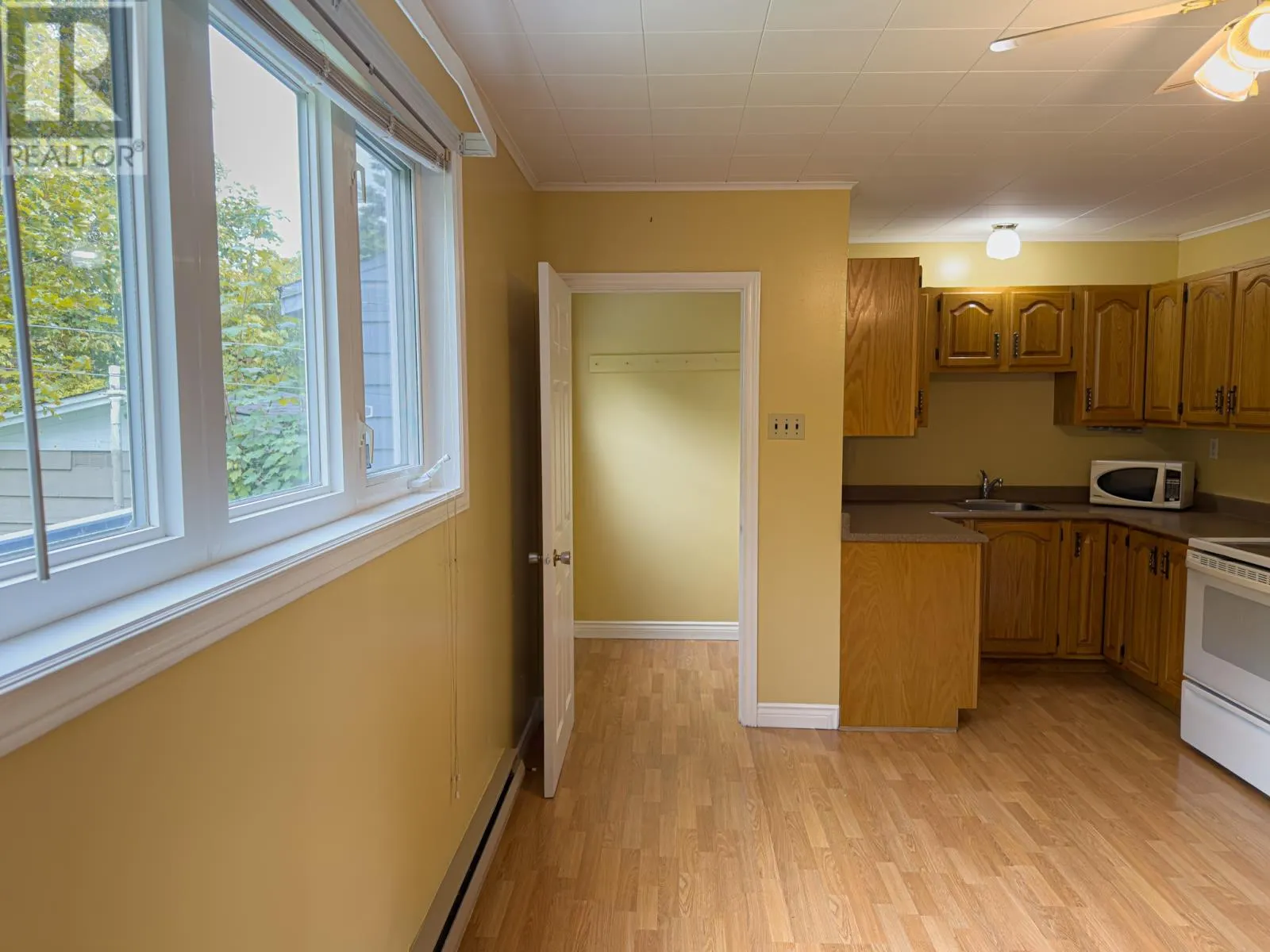 46 Blackmarsh Road