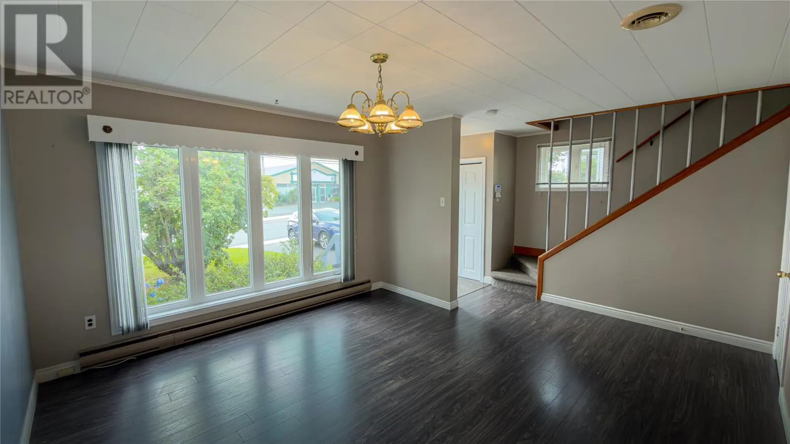 46 Blackmarsh Road
