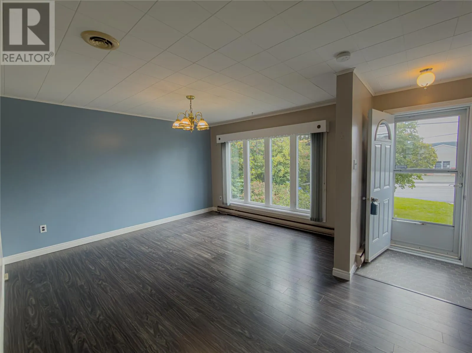 46 Blackmarsh Road