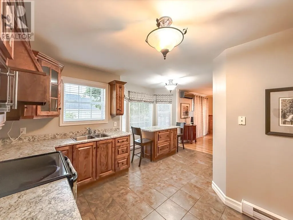 16 Heneys Pond Road