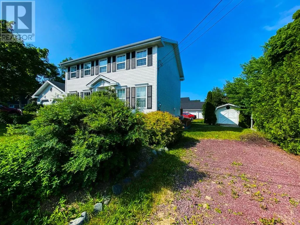 16 Heneys Pond Road