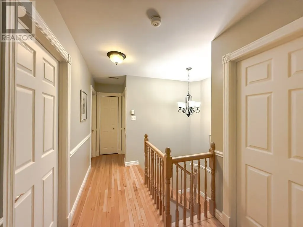 16 Heneys Pond Road