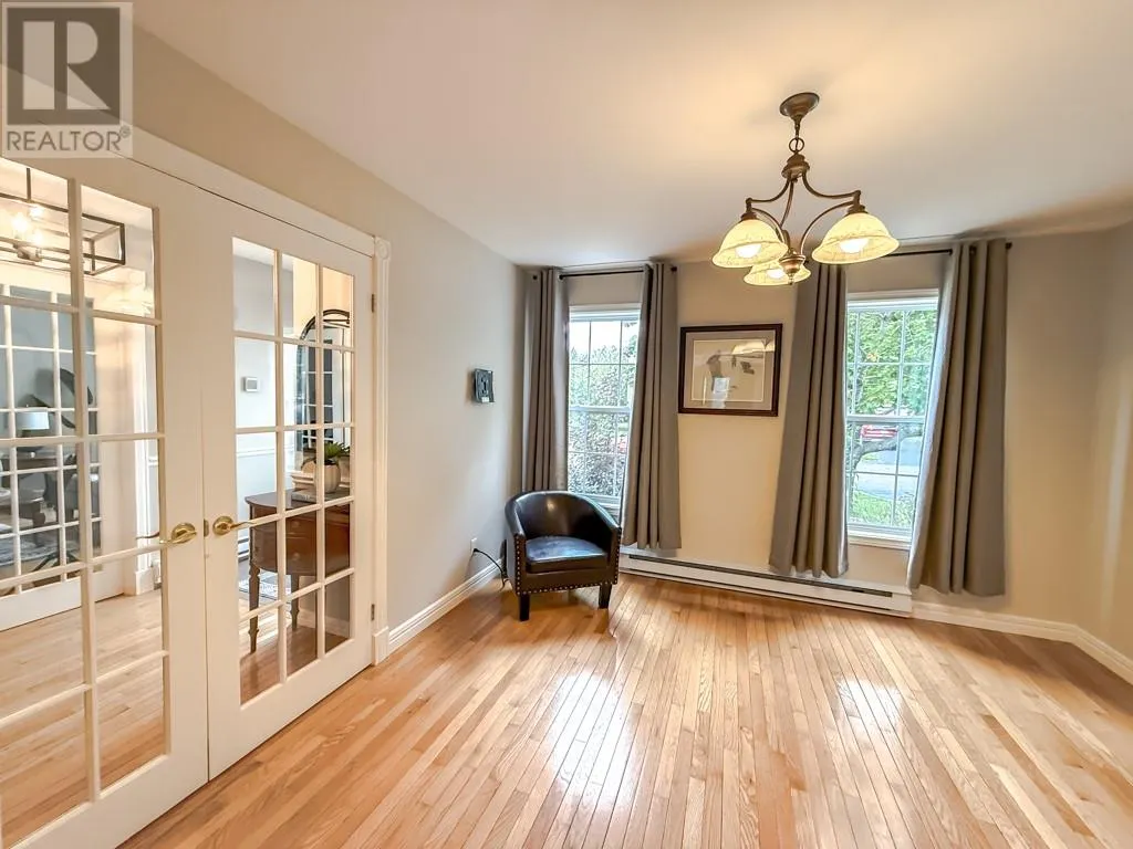 16 Heneys Pond Road