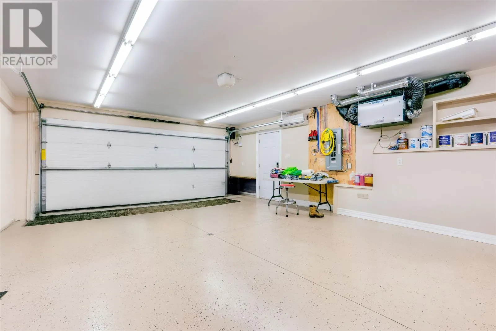 50 Seaforest Drive