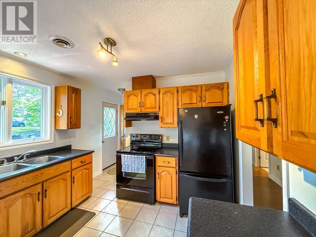 122 Duff Crescent