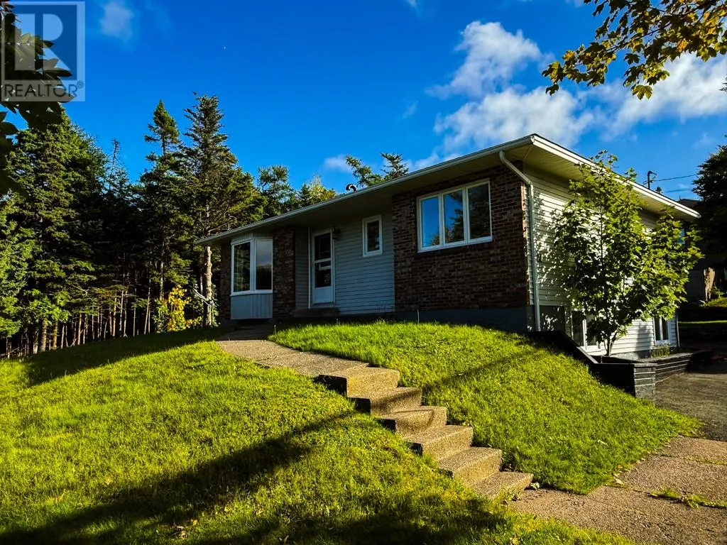 122 Duff Crescent