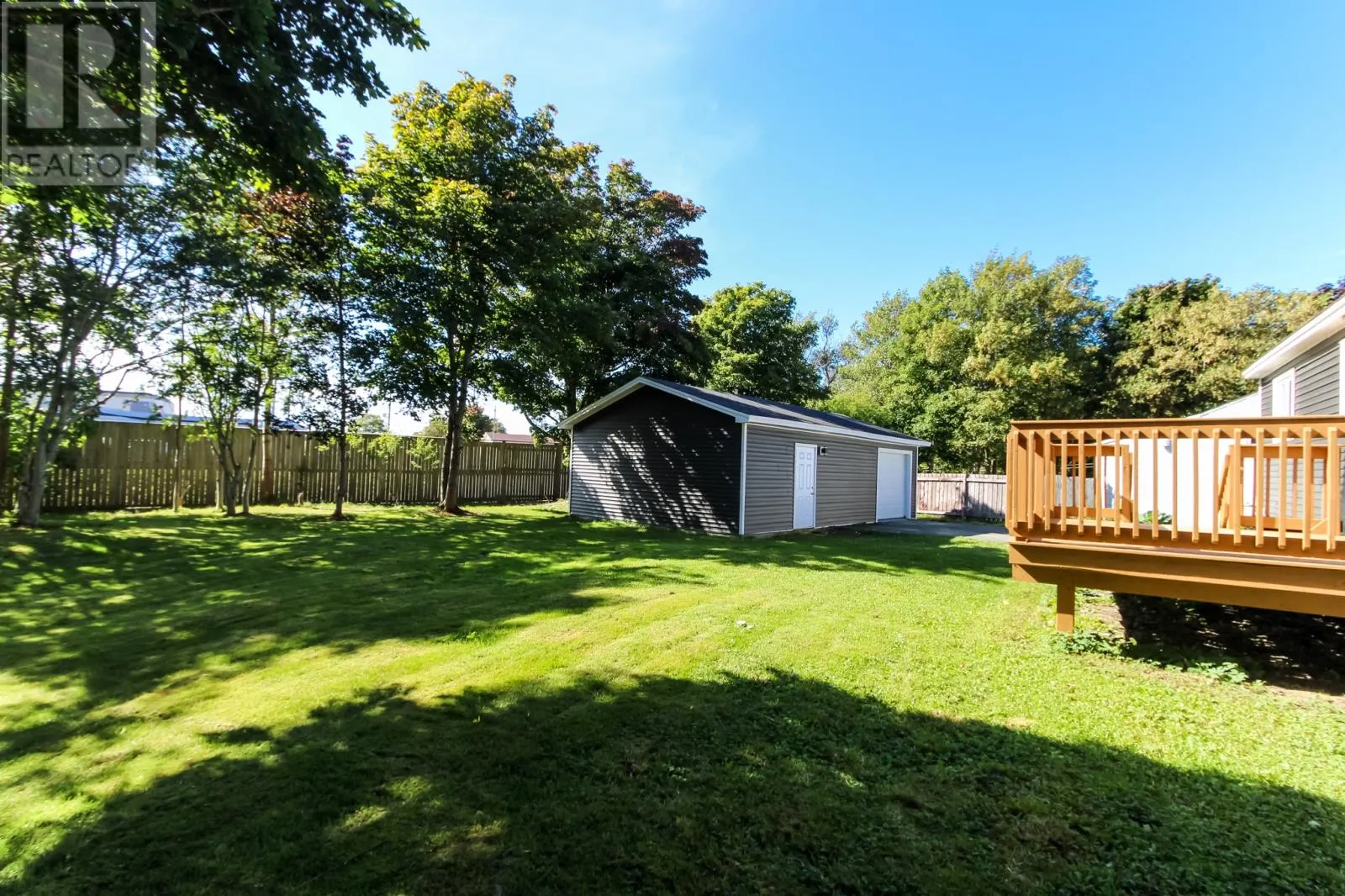 3 Curtis Place