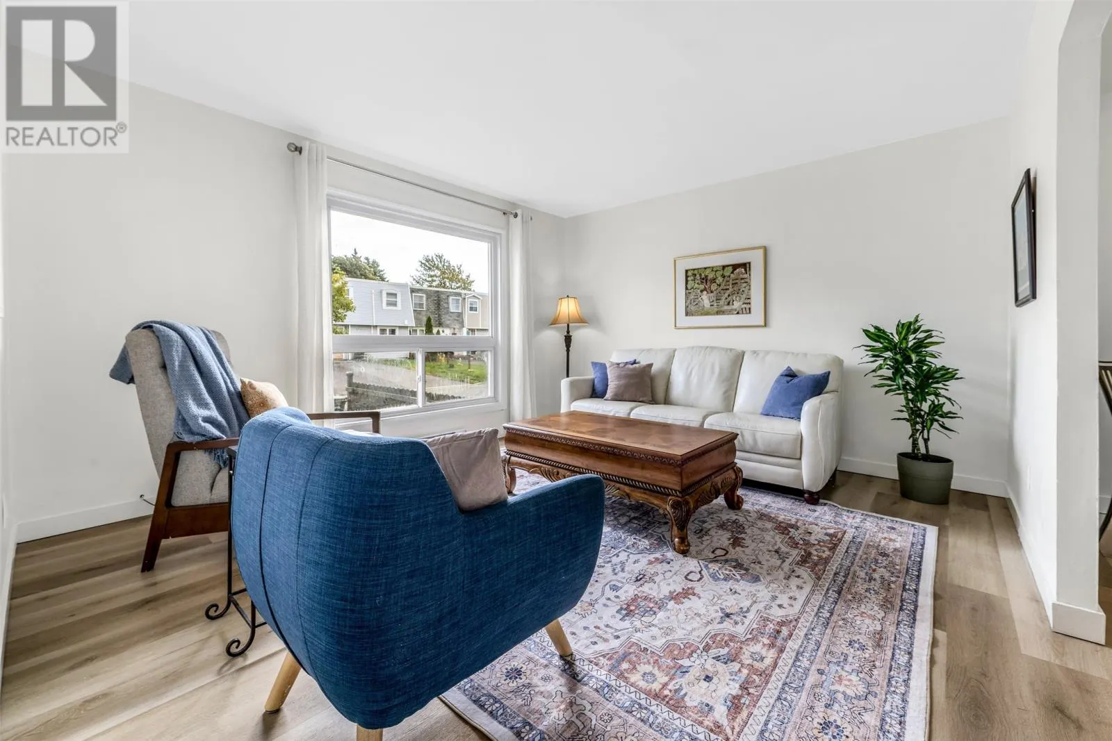 13B Chapman Crescent