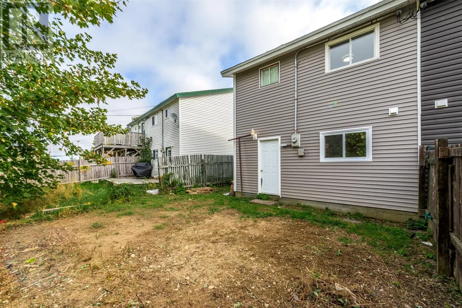 13B Chapman Crescent