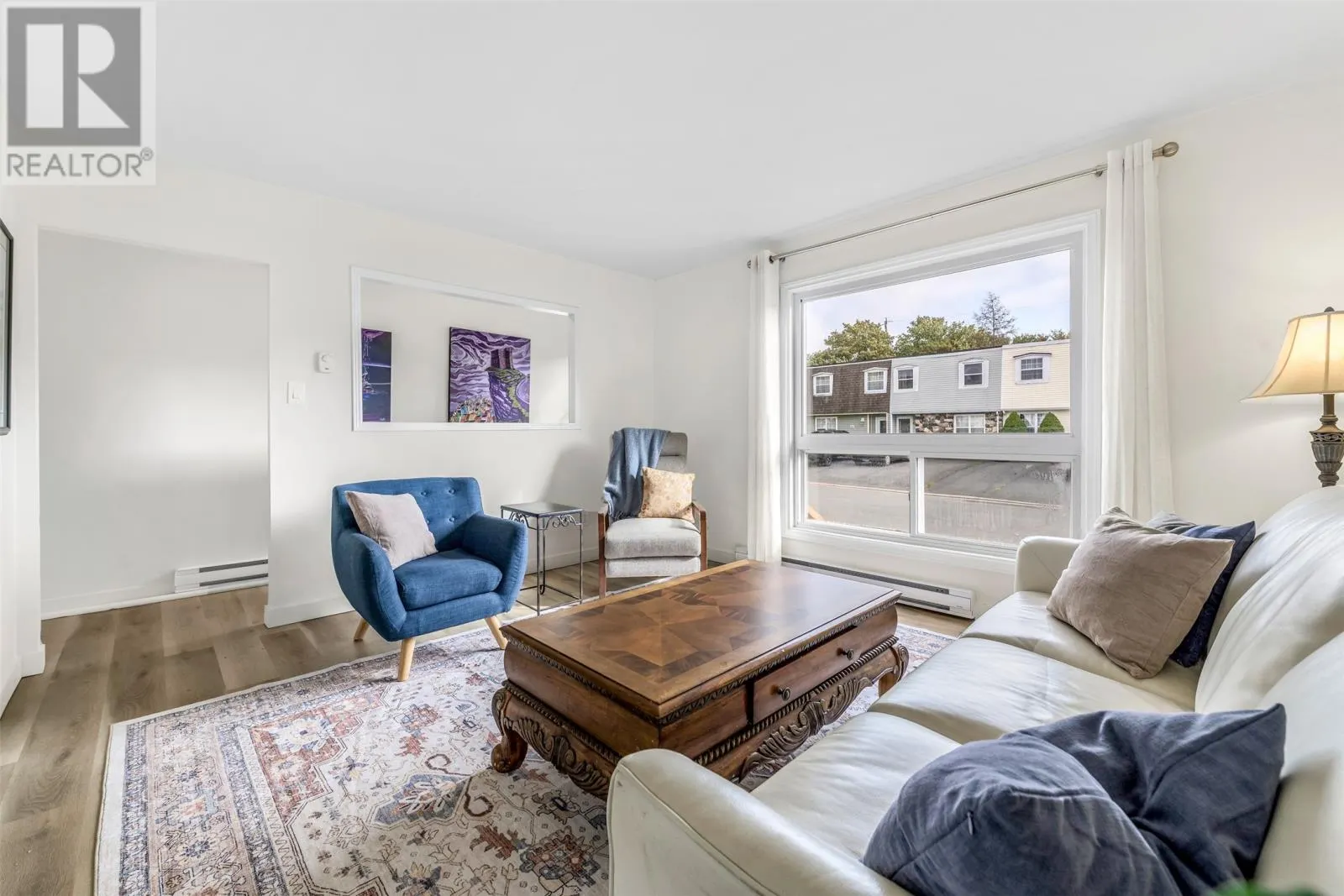 13B Chapman Crescent