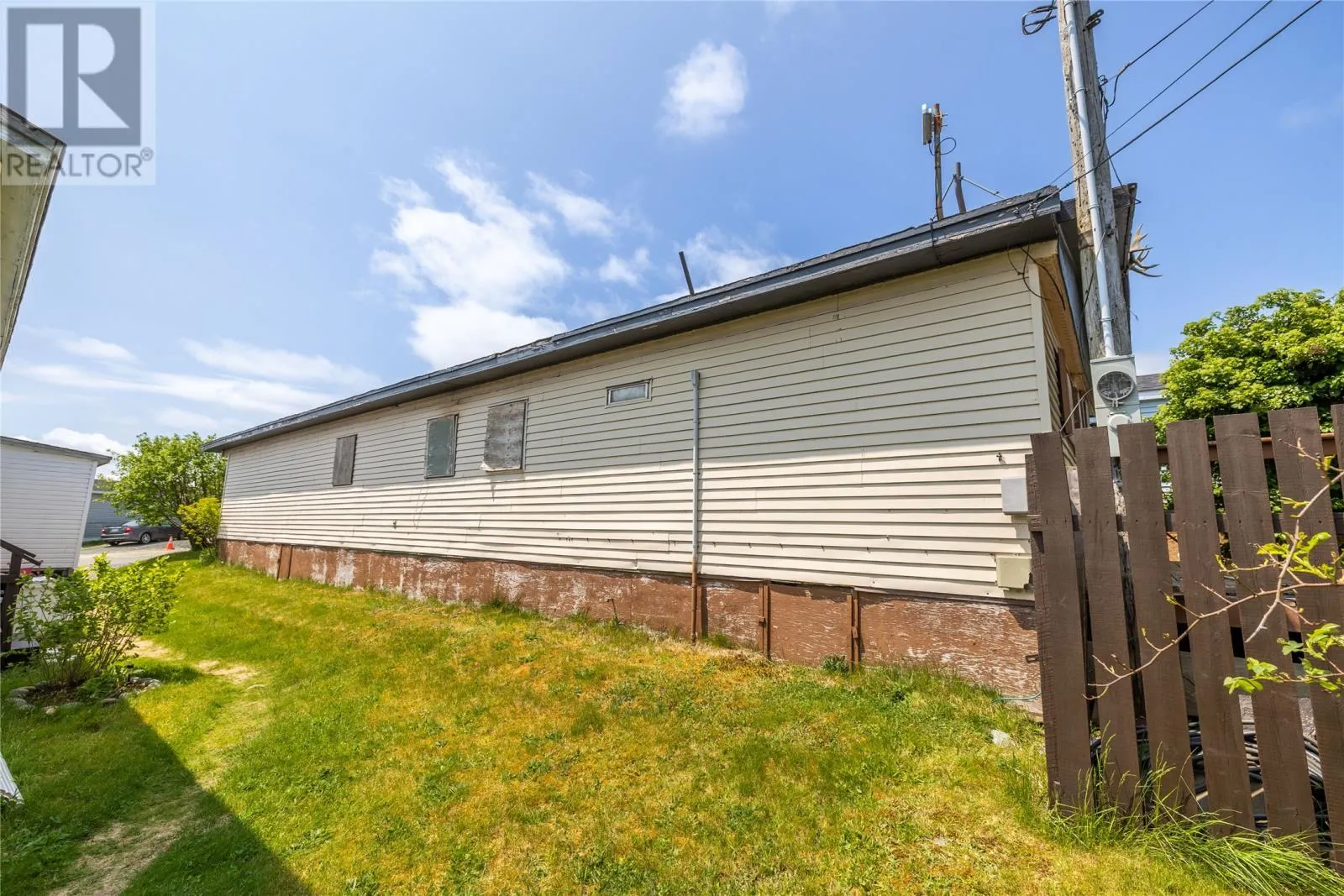 6 Leonard Place