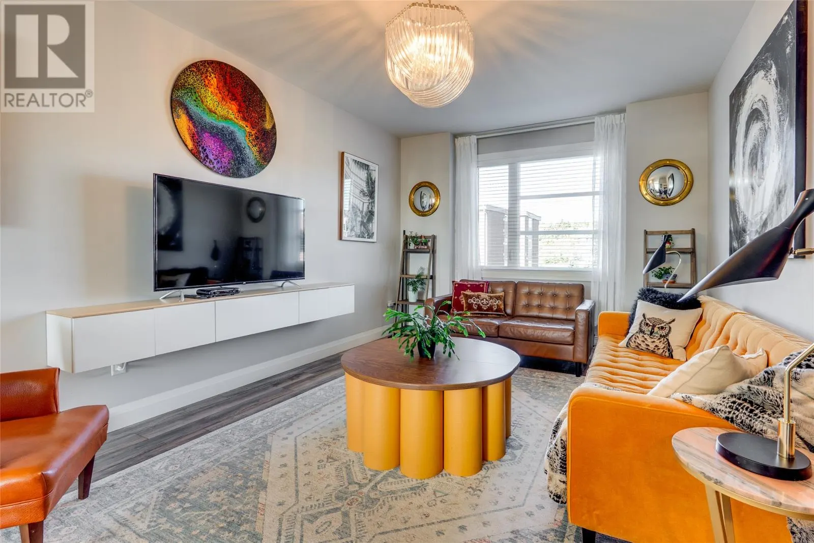 61 Charter Avenue