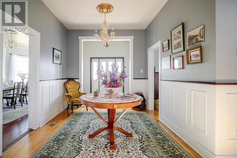 55 Seaview Drive