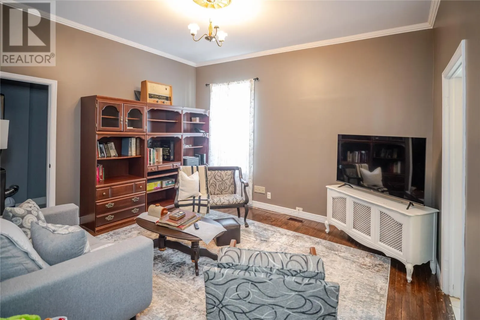 55 Seaview Drive