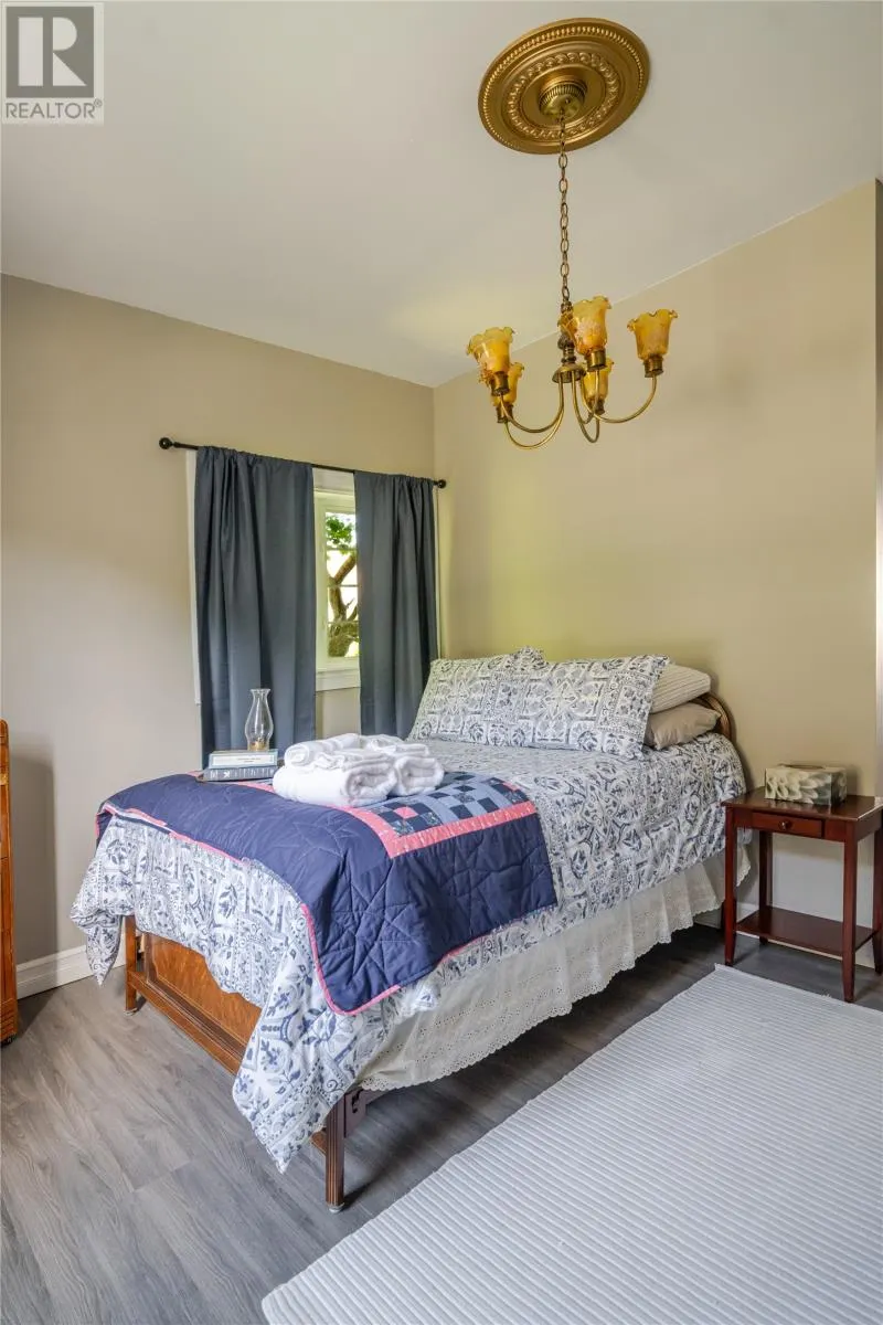 55 Seaview Drive
