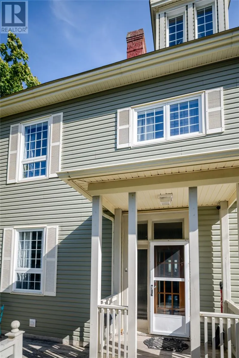 55 Seaview Drive