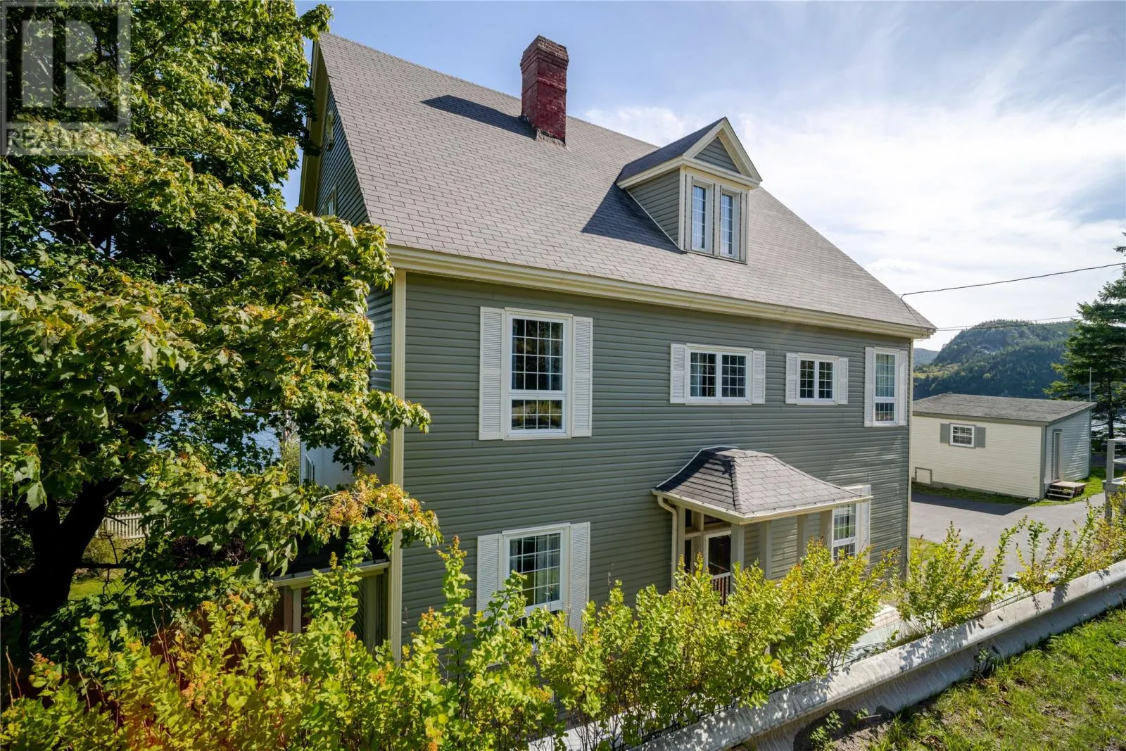 55 Seaview Drive