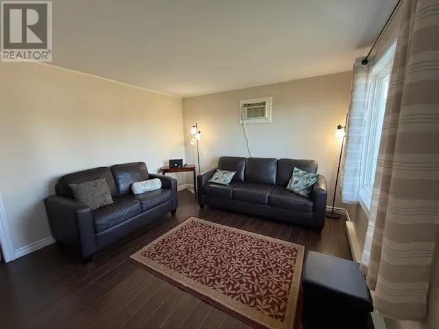 3 Cooper Crescent