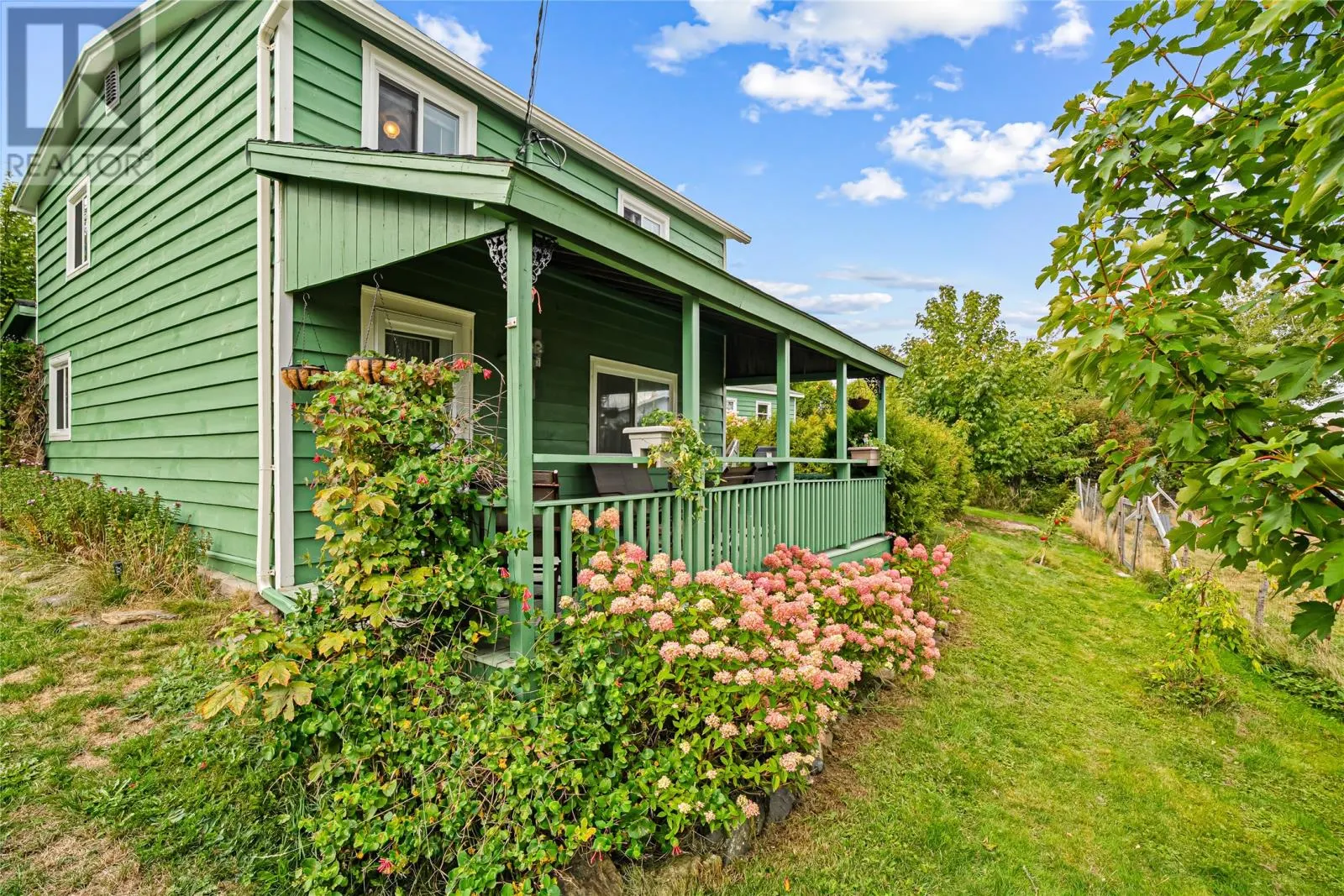 8 Goulds Road