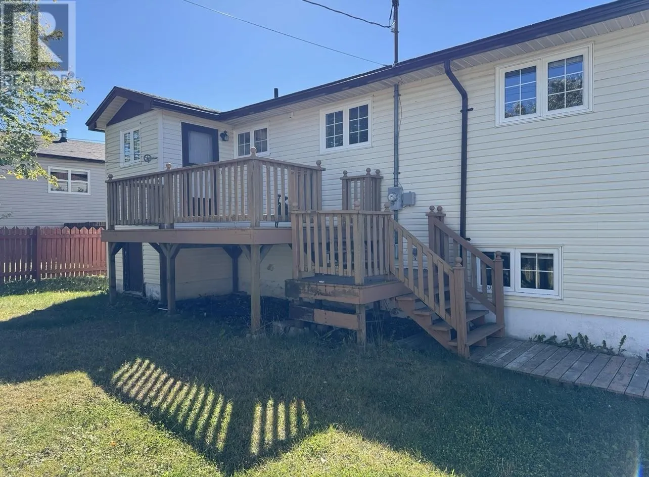 11 Robertson Avenue