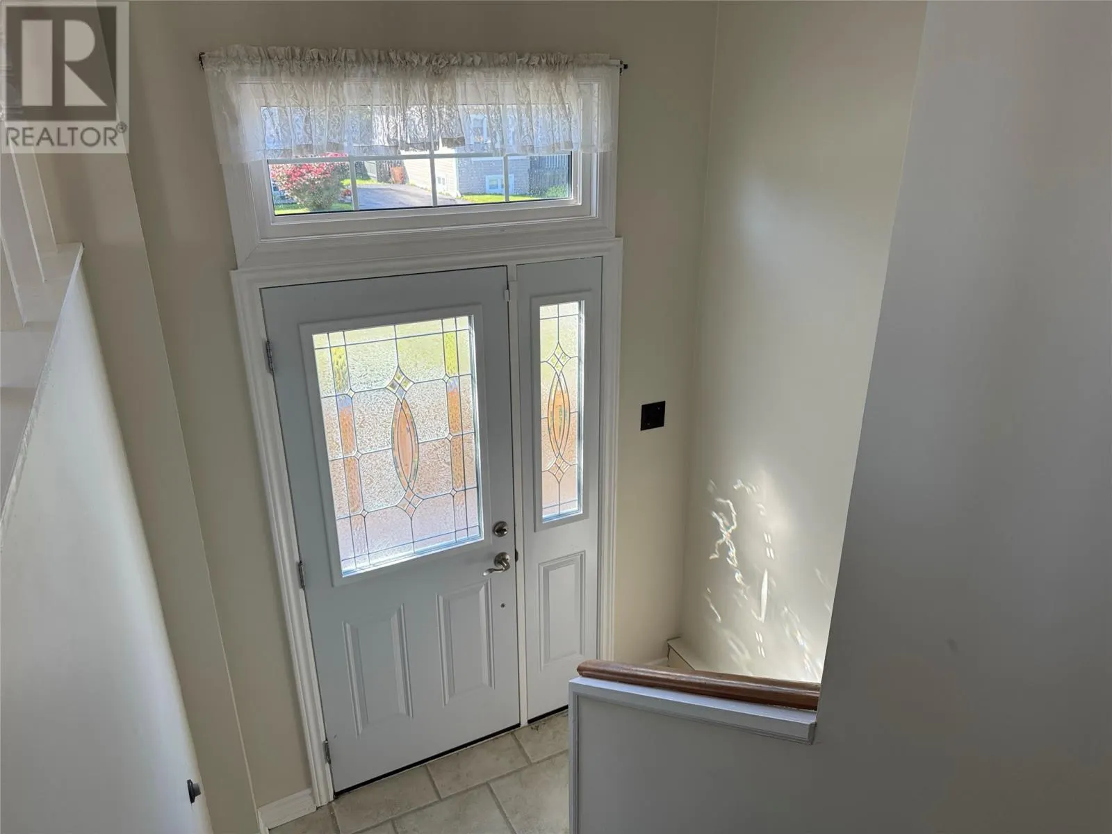11 Robertson Avenue