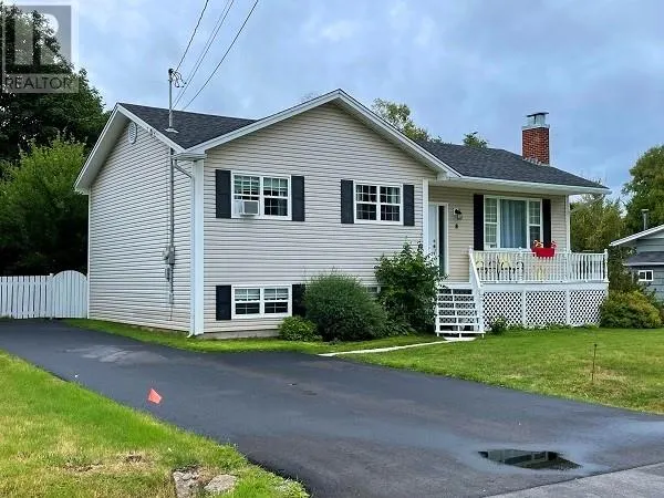 8 Dawson Drive