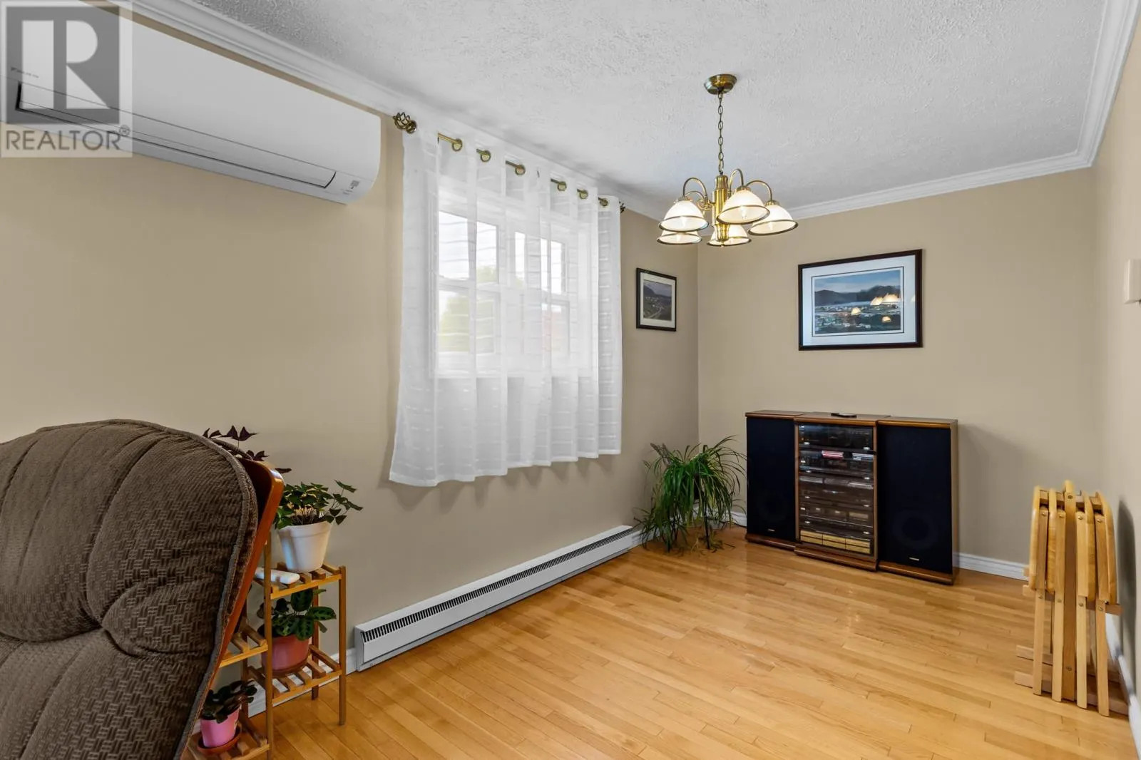 1 Gregg Avenue