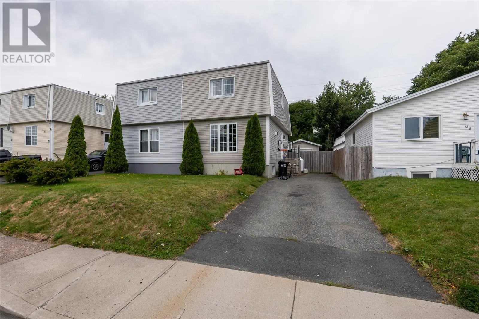 70 Della Drive