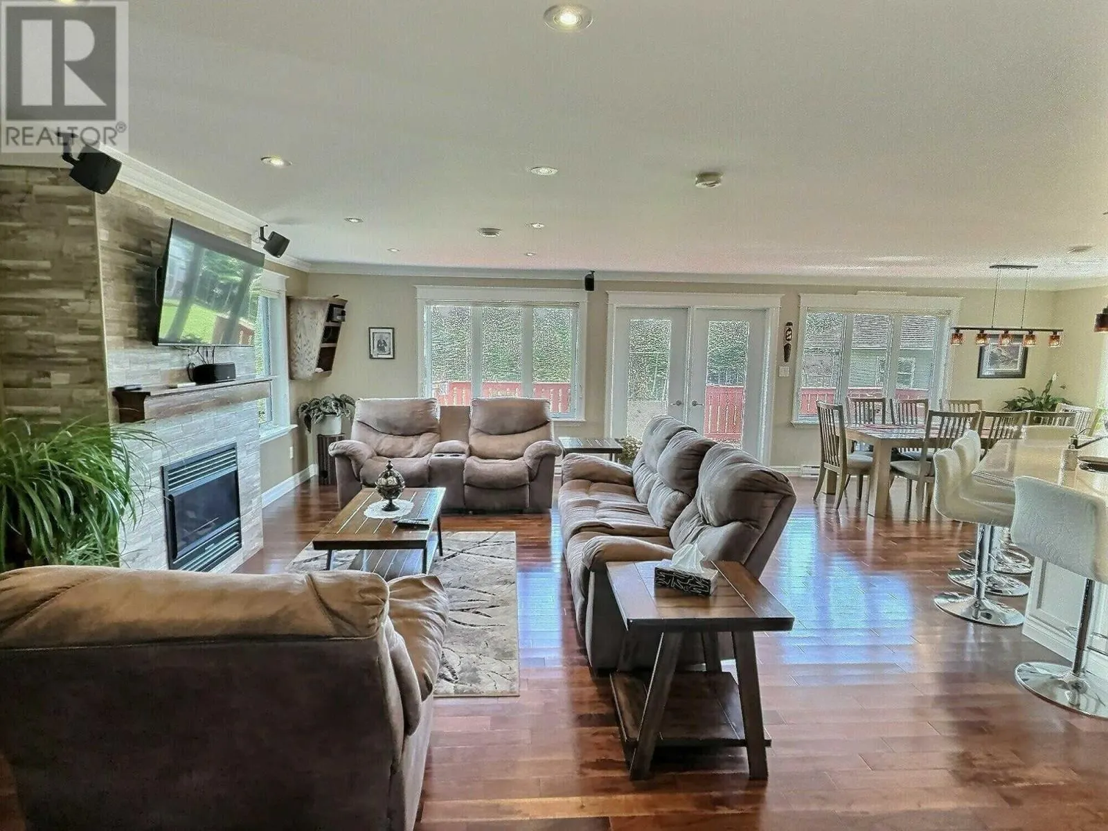 18 Joe's Place