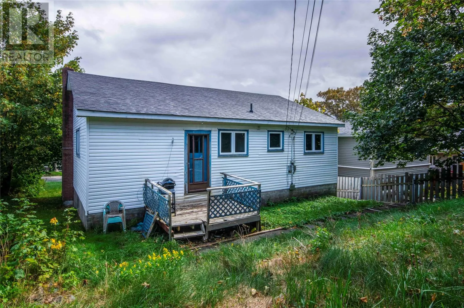 9 Symonds Avenue
