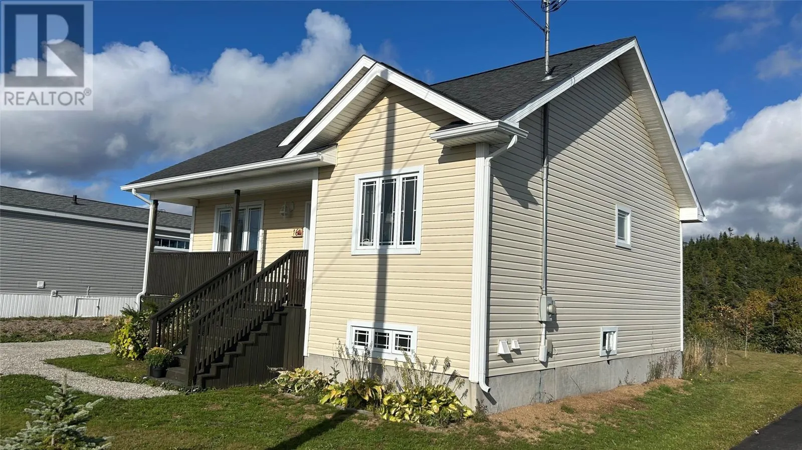 16 Ford Crescent