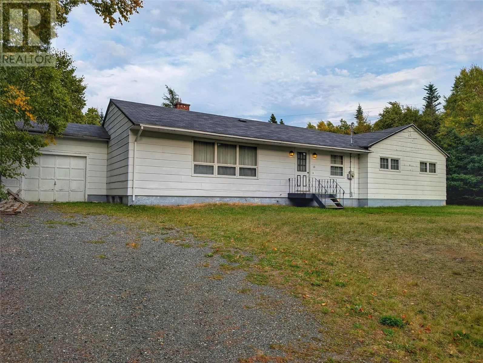 13 Tuckers Hill