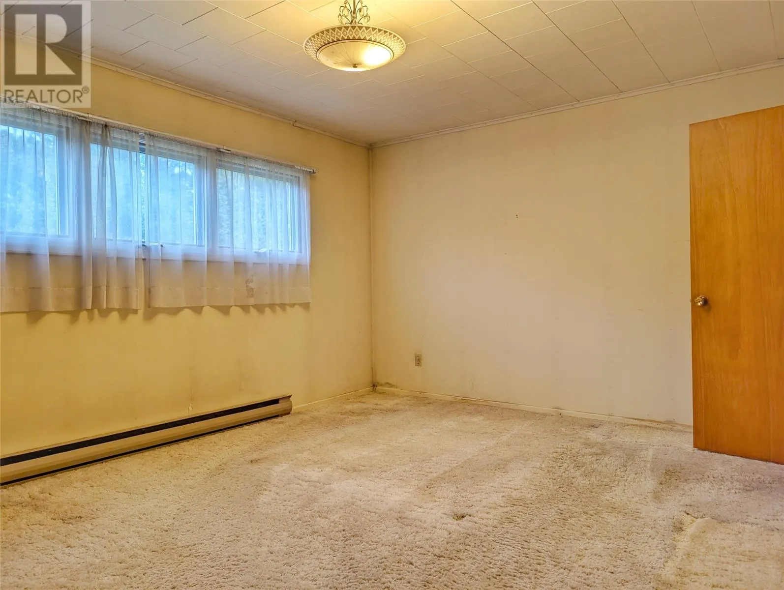 13 Tuckers Hill