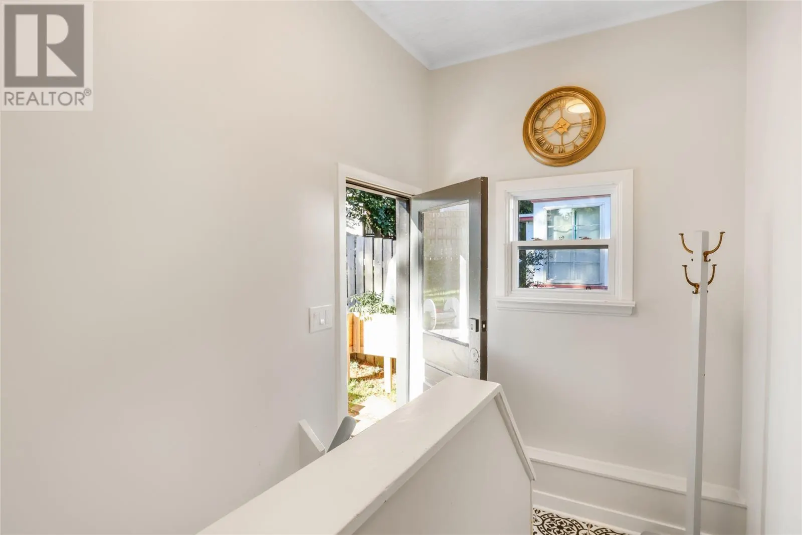 92 Cornwall Avenue