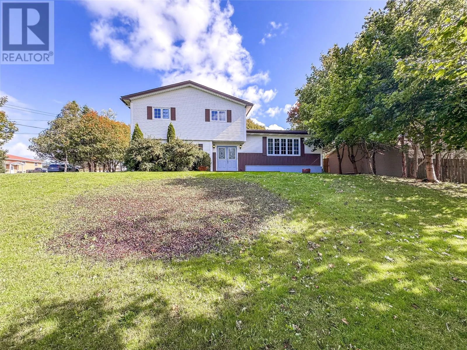 12 Hillview Heights