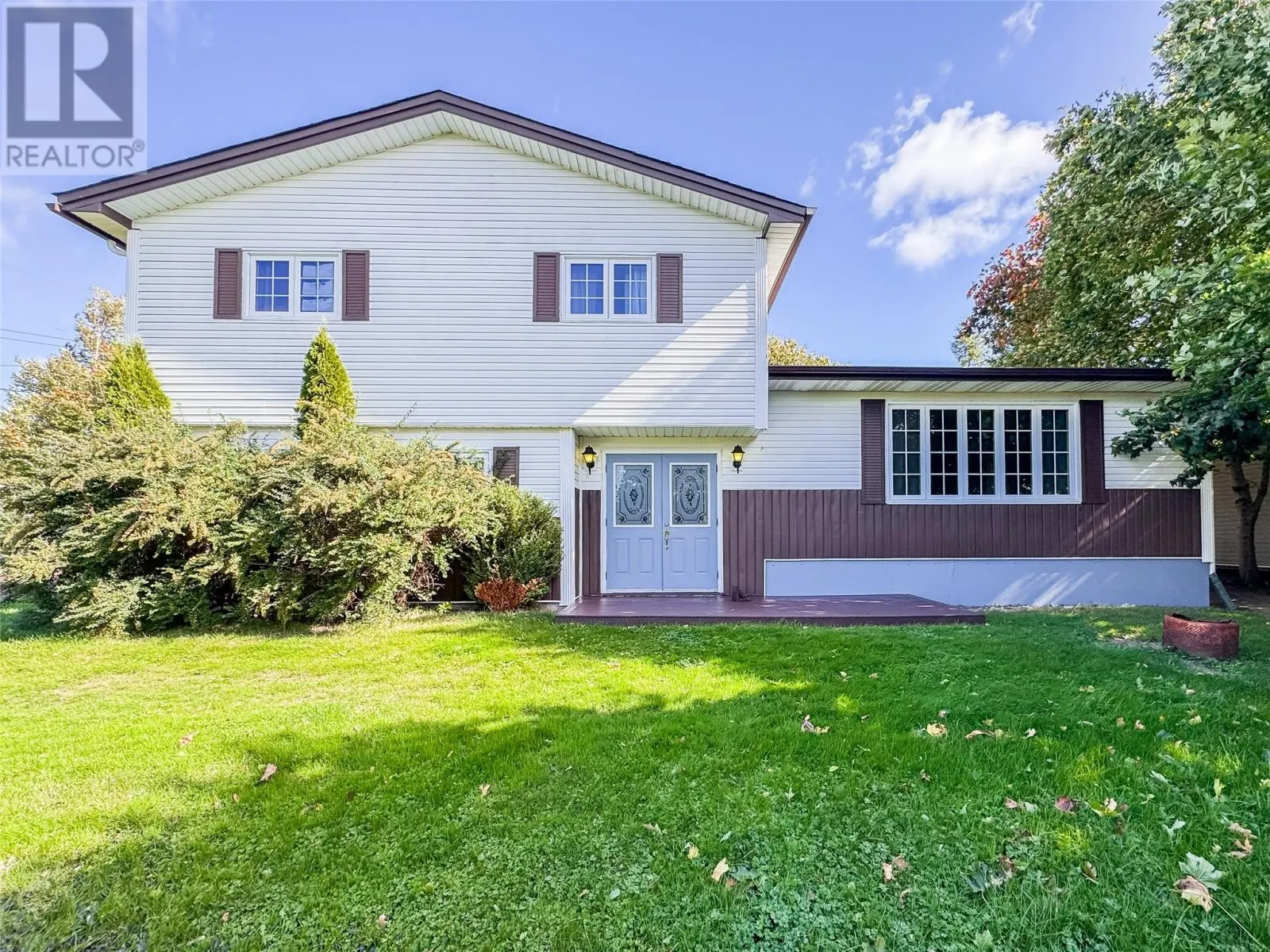 12 Hillview Heights