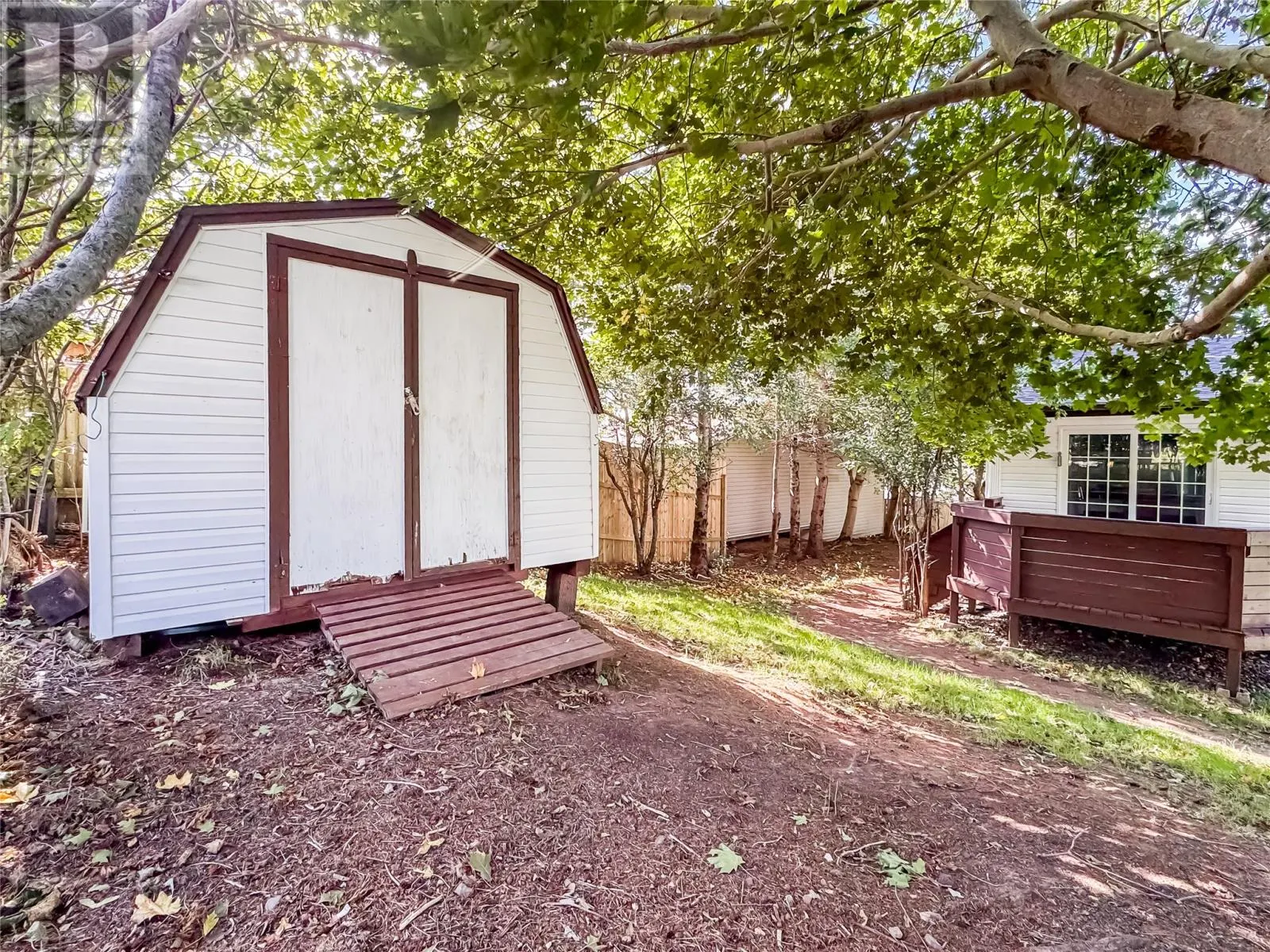 12 Hillview Heights