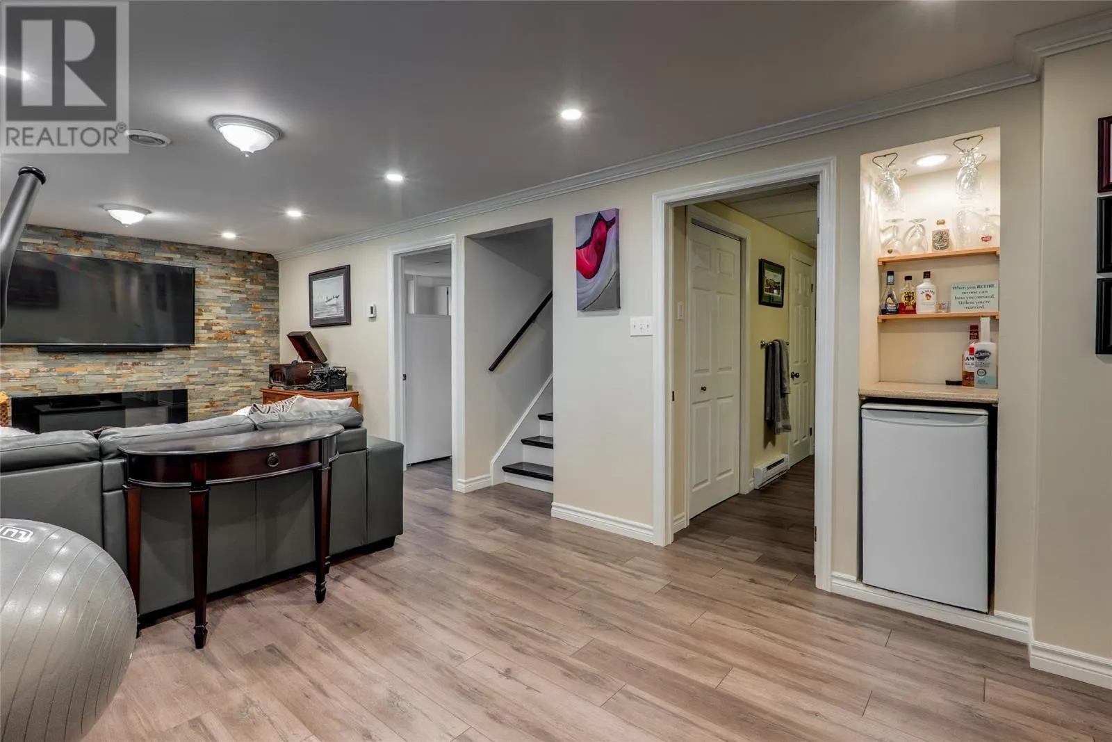 26 Emerald Drive