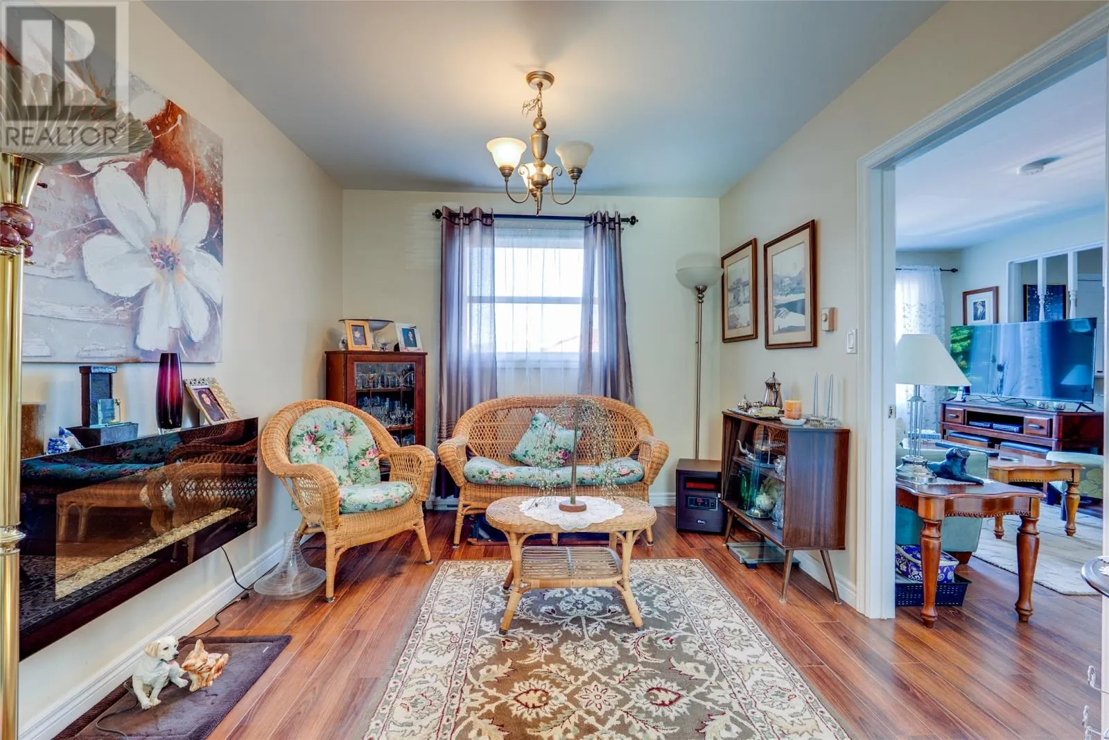 6 Balans Road