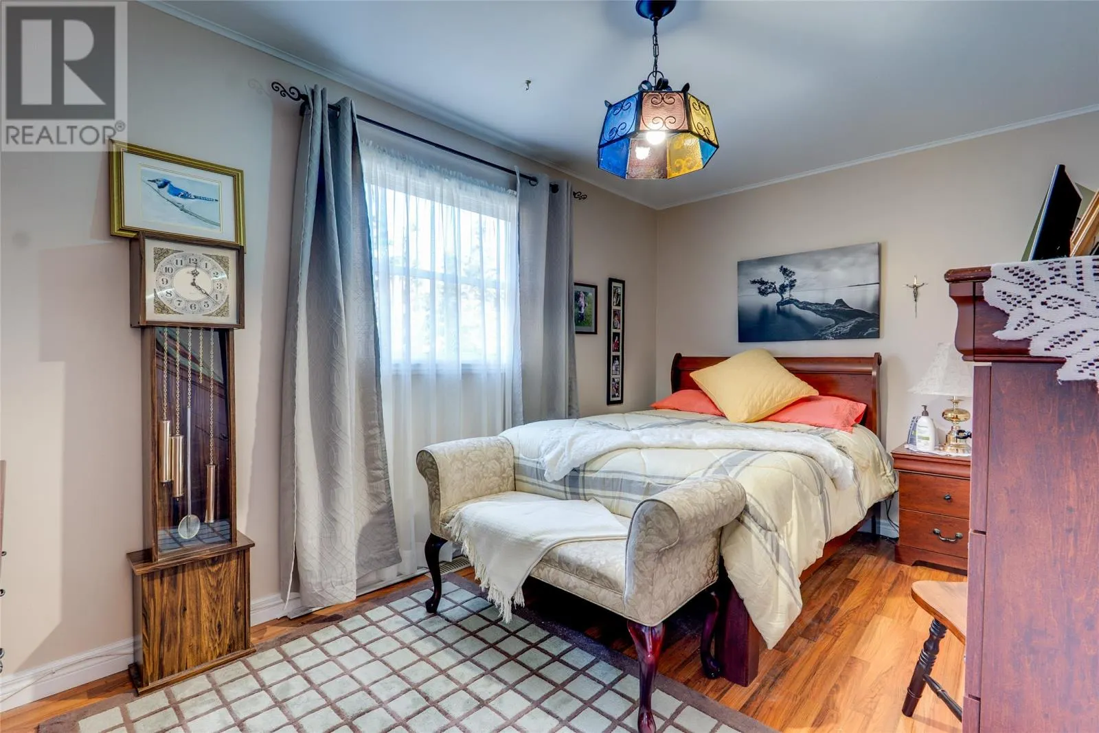 6 Balans Road