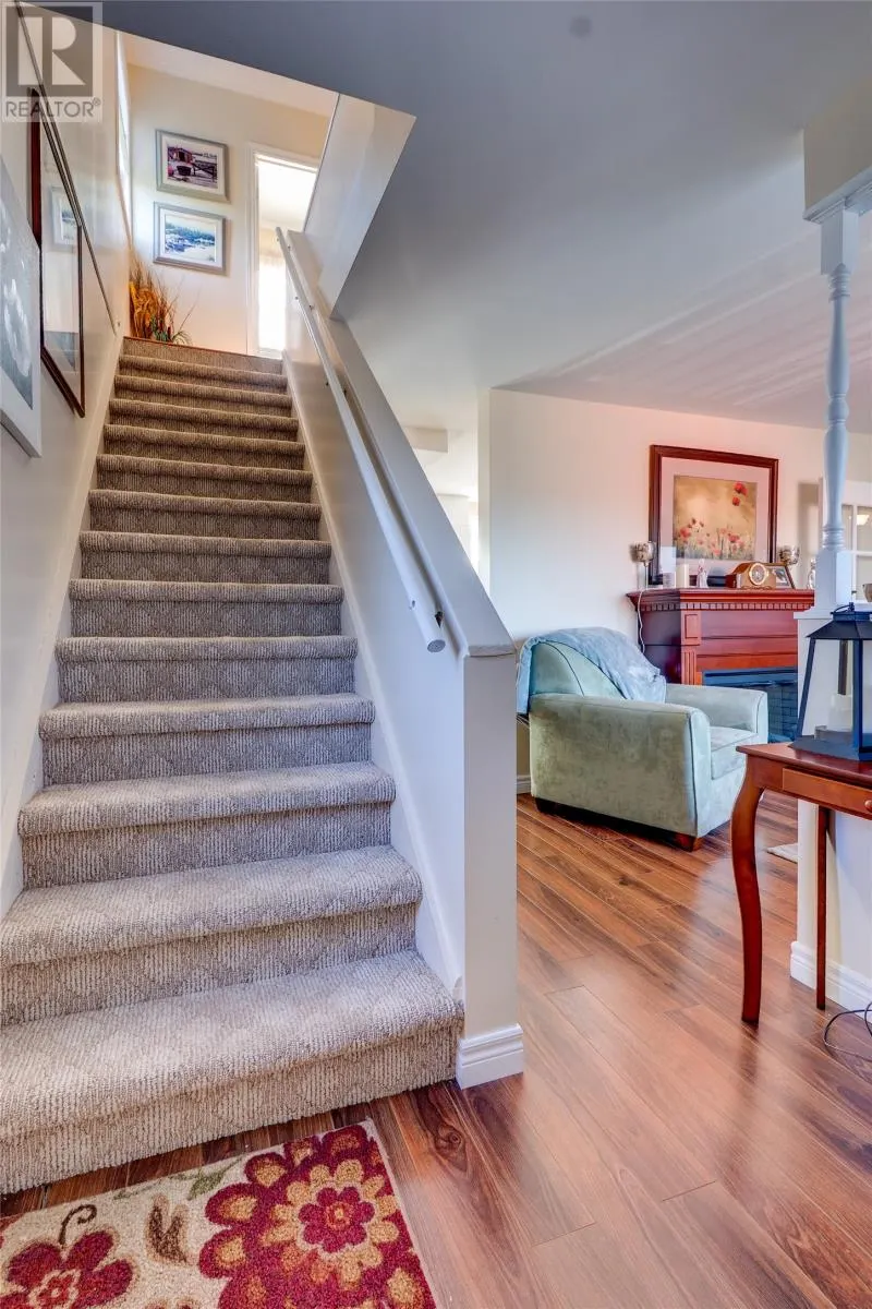 6 Balans Road