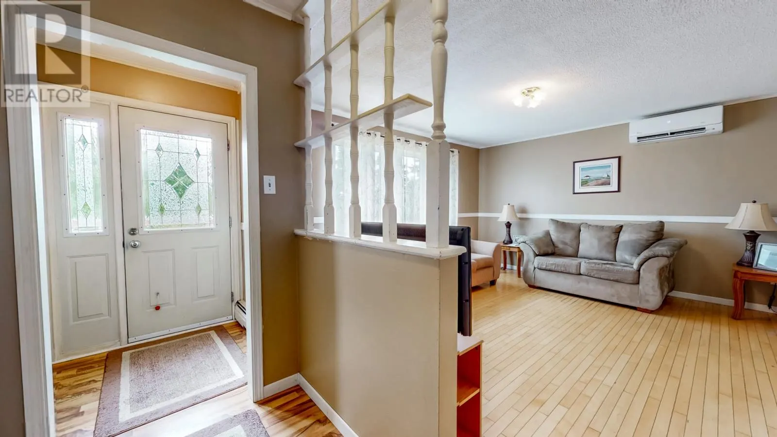 41 Howletts Avenue